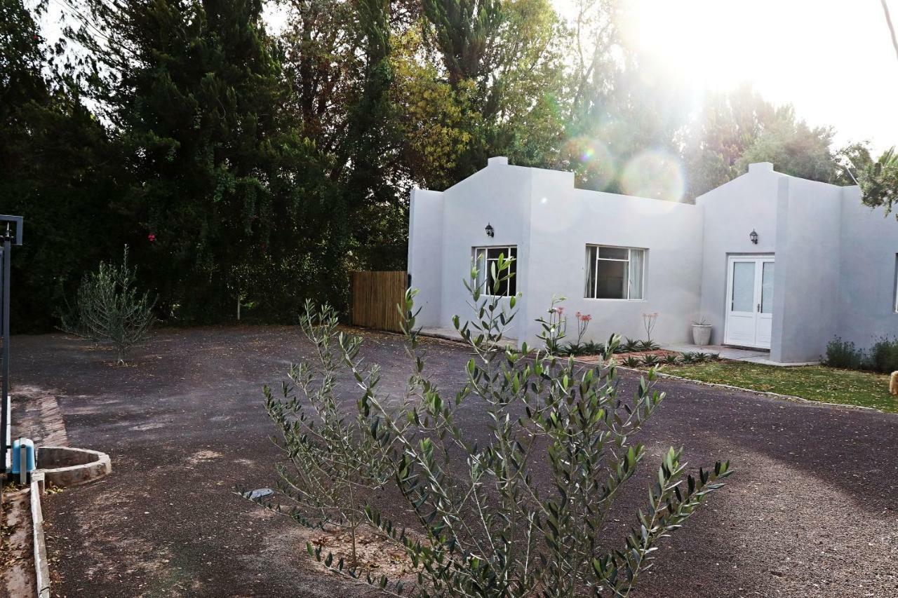 The Grey House Villa Beaufort West Exteriör bild
